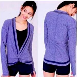 Ivivva Lululemon Own the Move Twist Wrap Long Sleeve Shirt Girls Purple Size 6